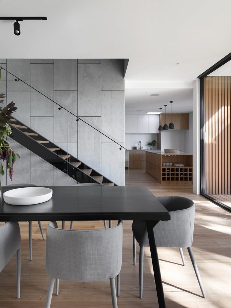 Rénovation pièce de vie Pièce de vie rénovée, salle à manger et cuisine ouverte